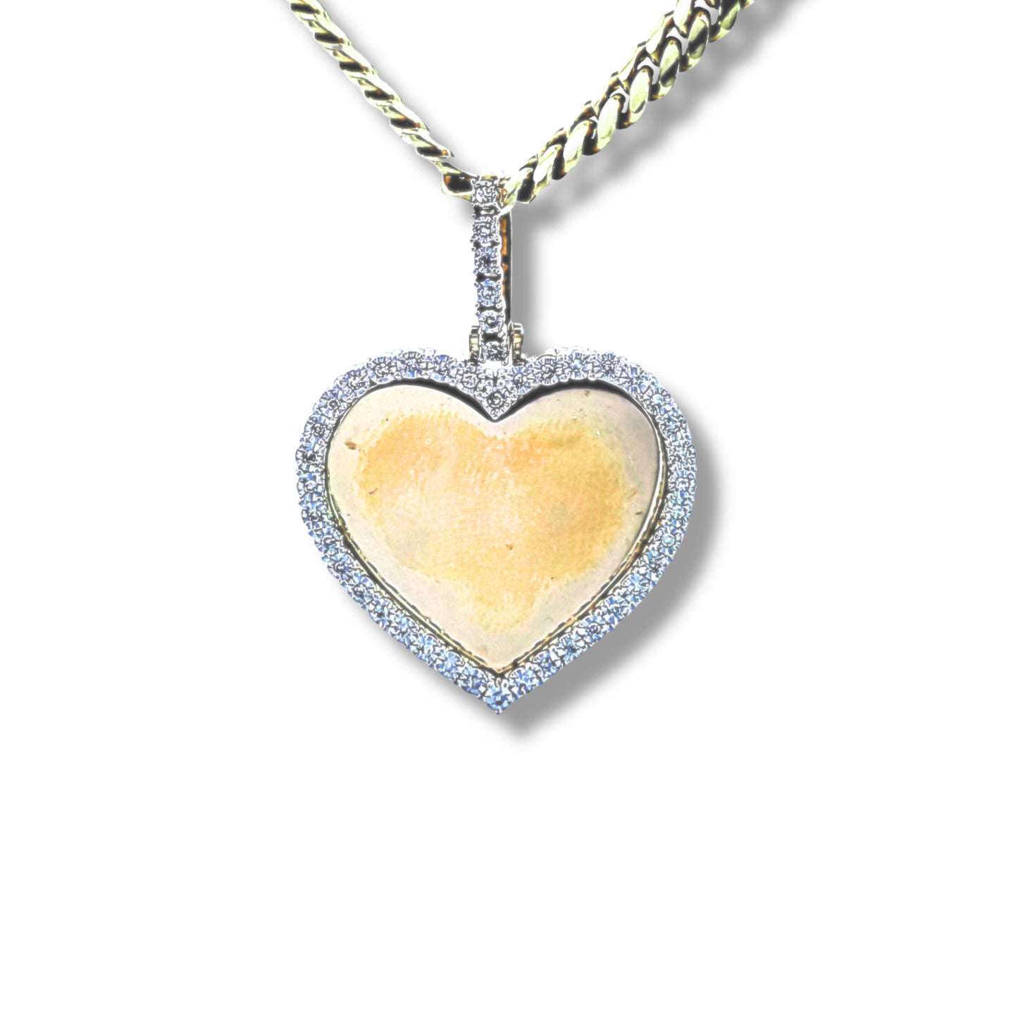 Pendentif en forme de cœur en or jaune 10 carats et diamants