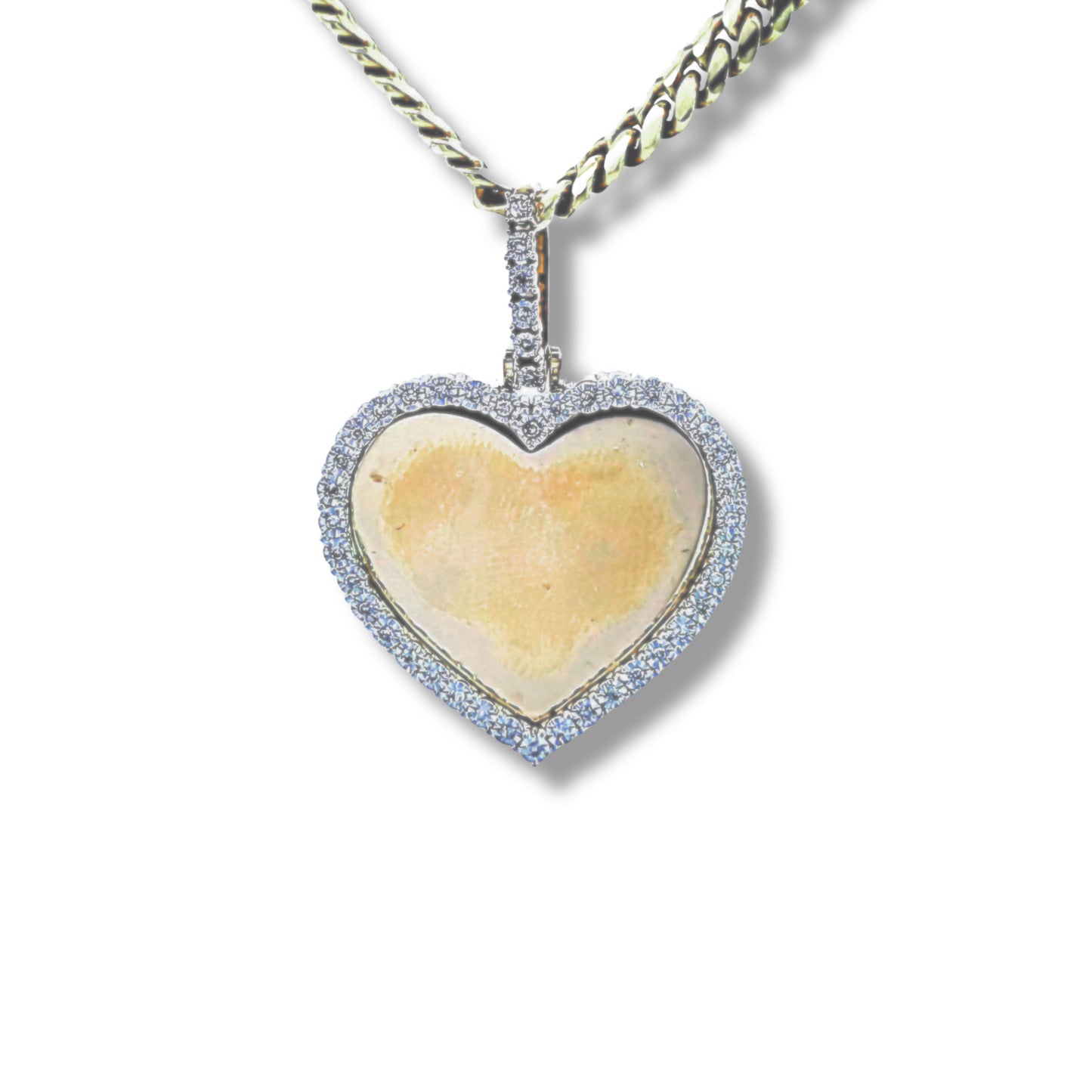 Pendentif en forme de cœur en or jaune 10 carats et diamants